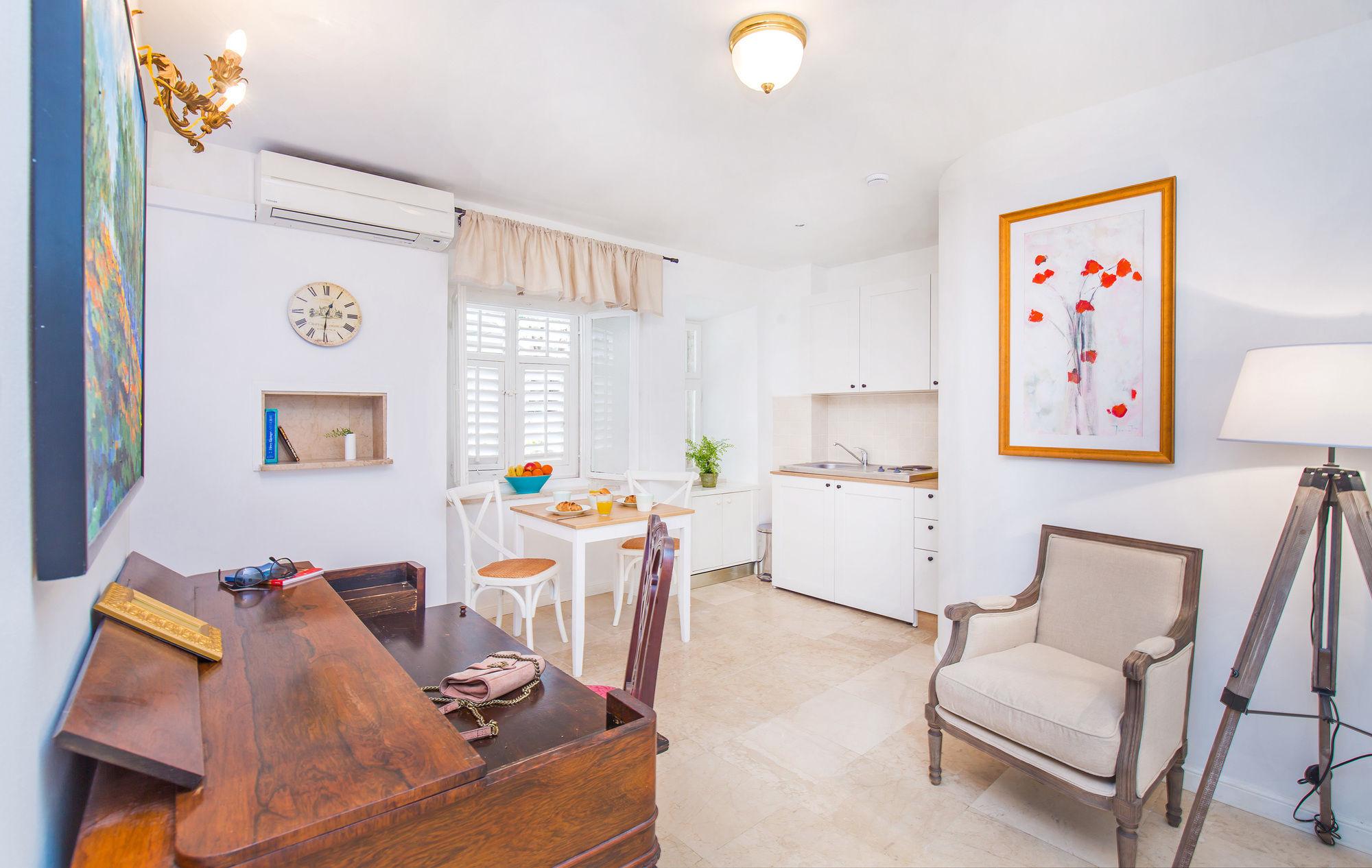 Arty Old Town Apartments By Irundo Dubrovnik Bagian luar foto